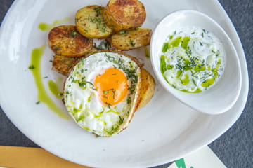 Brzask Bistro Photo
