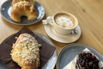 Drukarnia Skład Wina & Chleba Photo