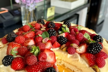 Uknow. Coffee House Photo