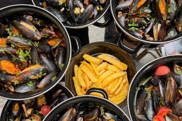 MUSSELS by Czarnomorka Photo