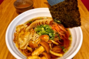 Yatta Vegan Ramen Żoliborz Photo