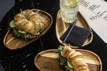 Reve Café Photo