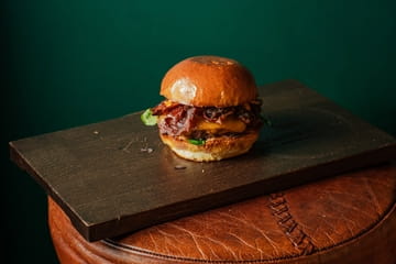 Burger Room Photo