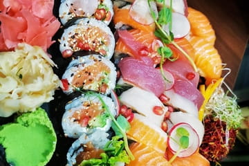 Toko Sushi Photo