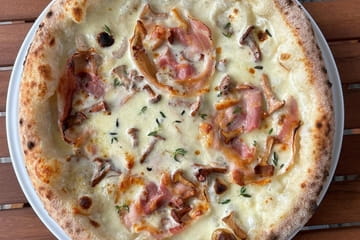 Panie Janie Pizza Photo